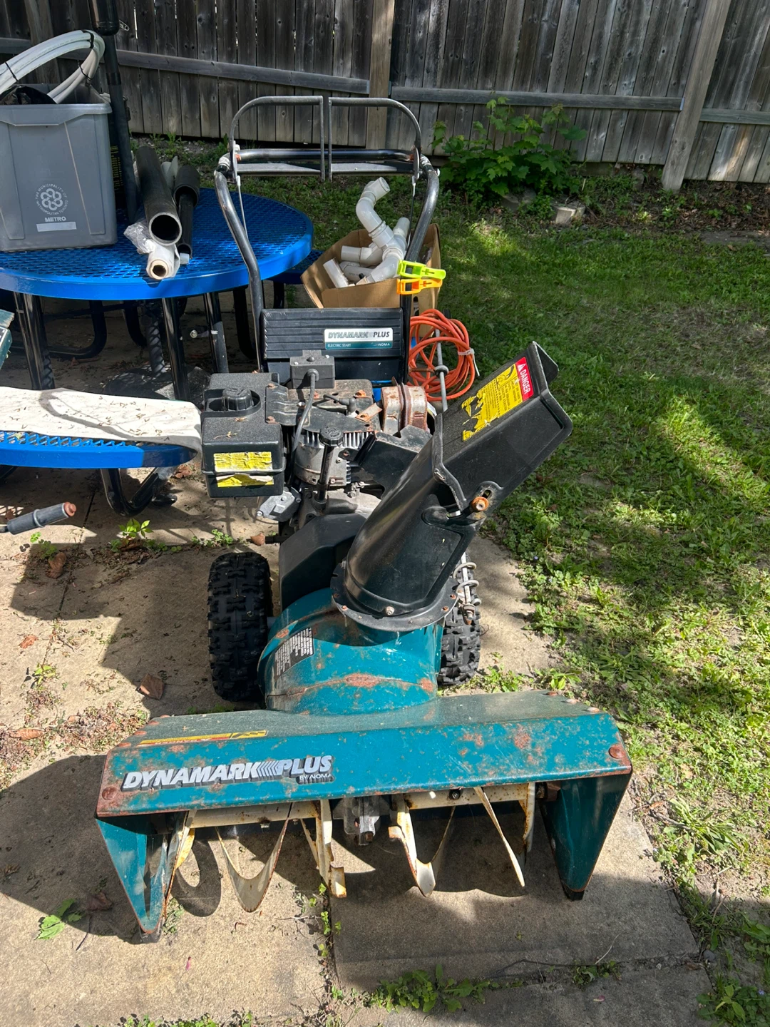 Dynamark Plus Snow King 8/26 Dual Stage Snowblower