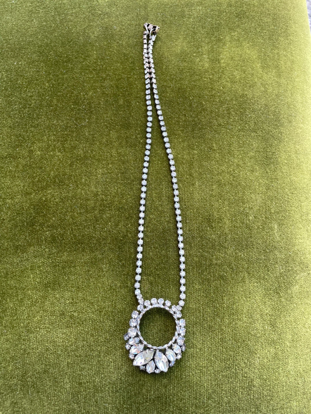 Sparkly Circle Pendant Necklace - photo 2