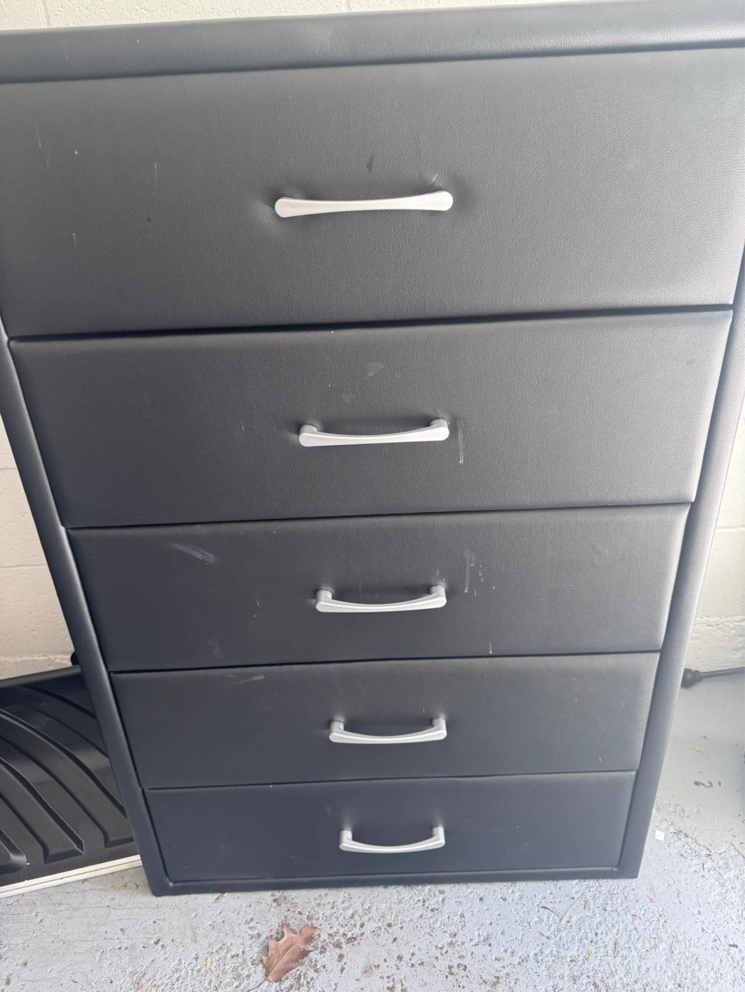 Black 5-Drawer Chest Dresser - photo 2