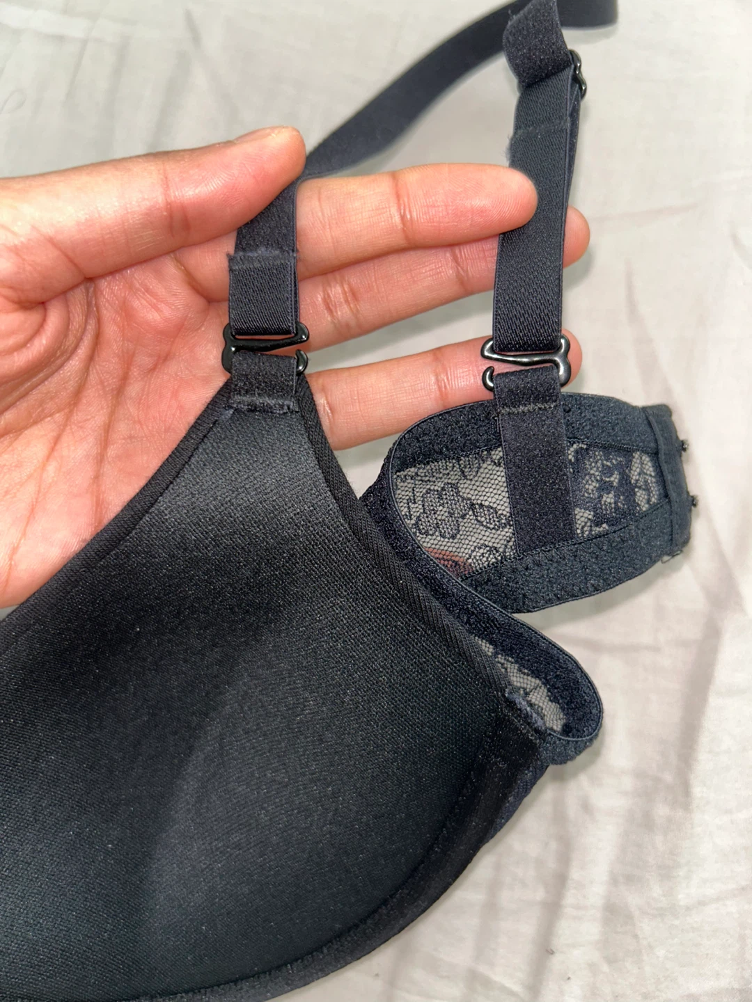 BNWOT La vie en rose Black Push-Up Bra with Lace Details - photo 3