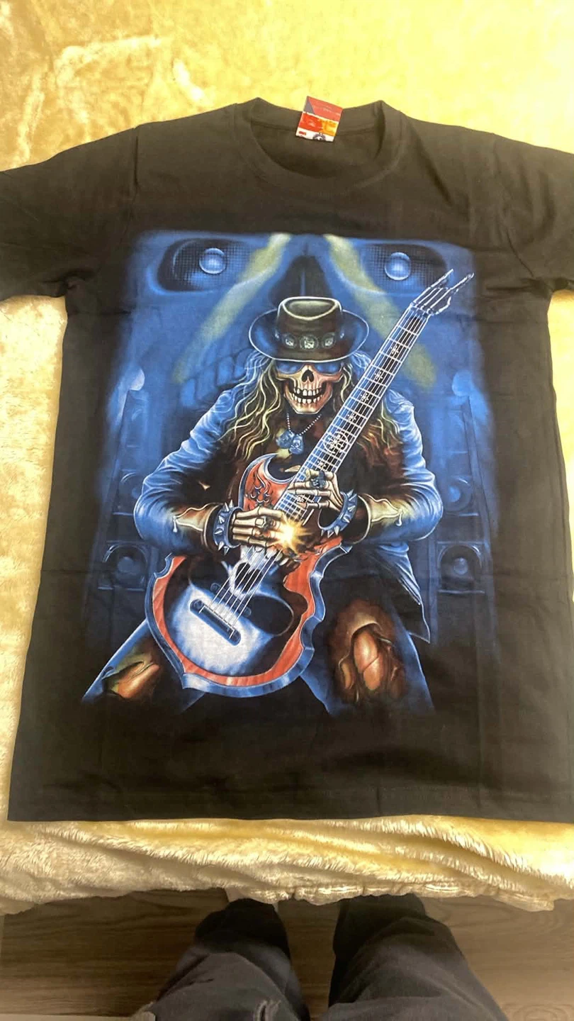 Rock & Roll Skeleton Guitarist Graphic Tee - Black