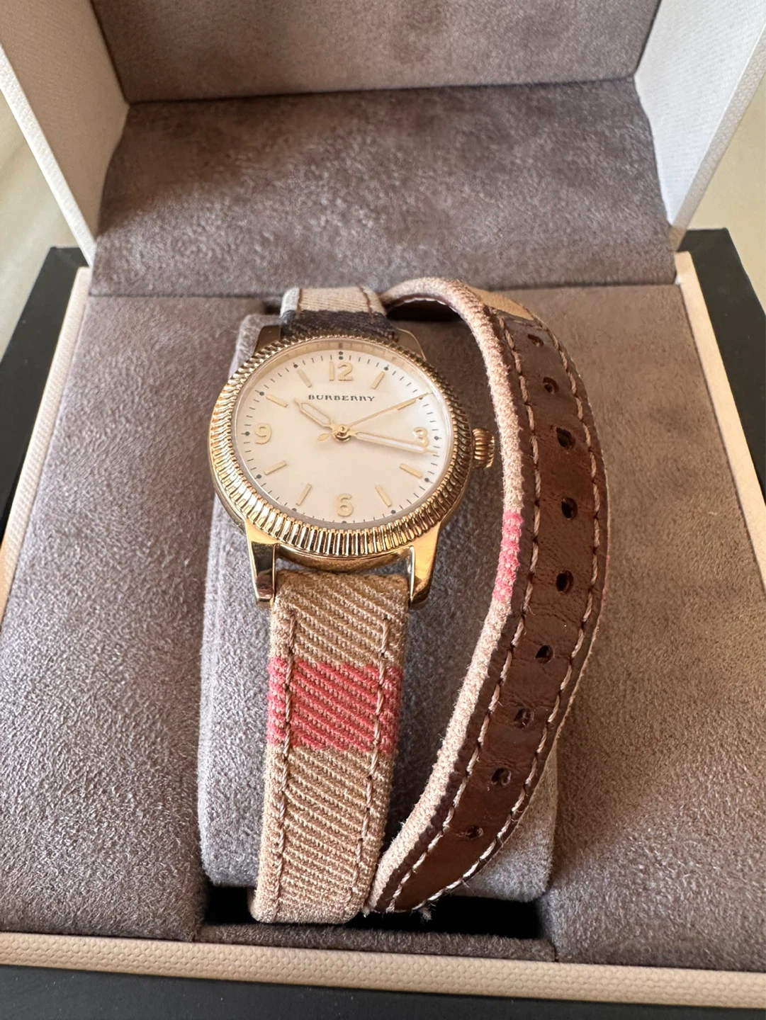 Burberry Women's Watch - photo 2