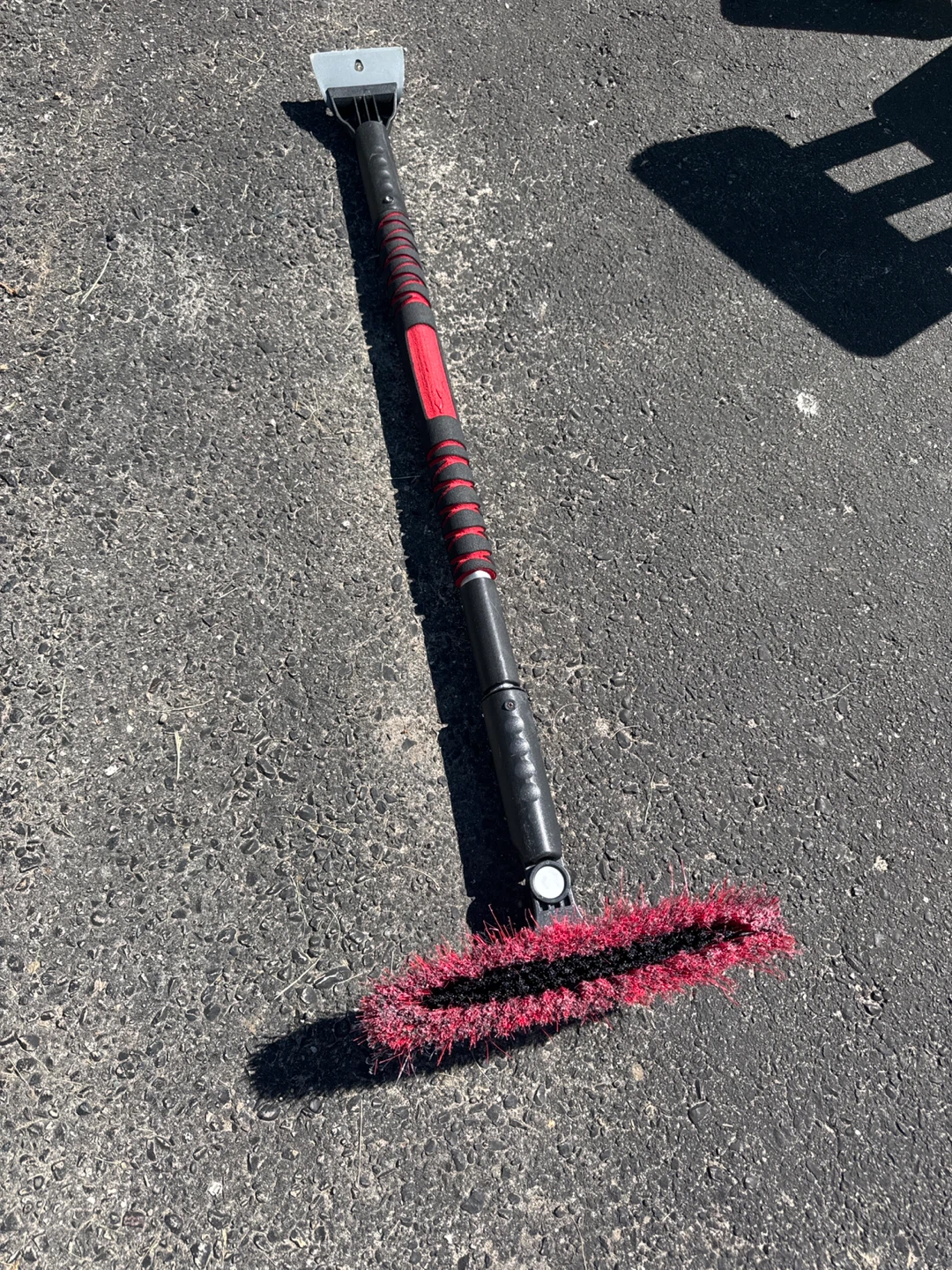 Extendable Snow Brush and Ice Scraper