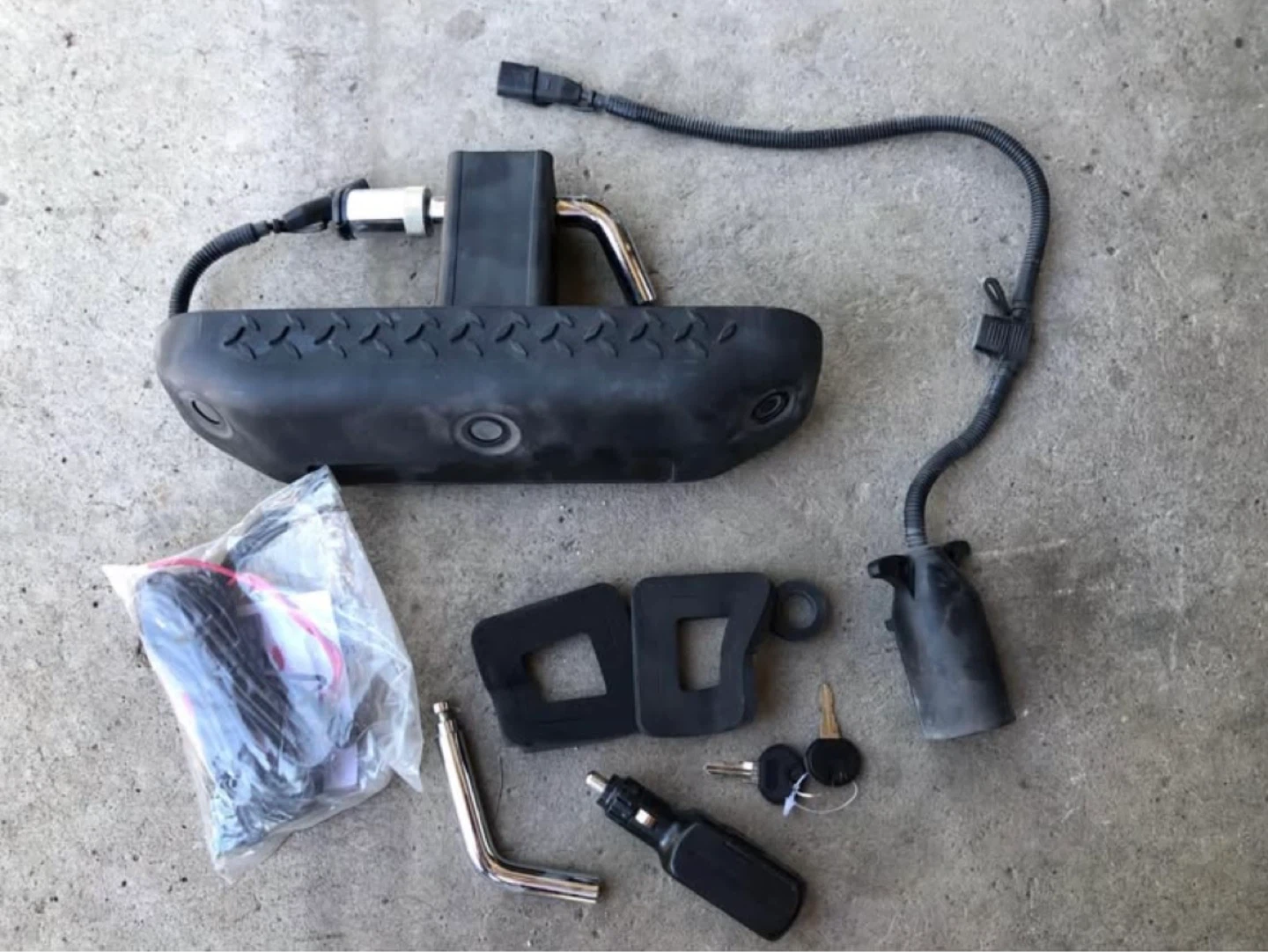 Genuine Ford OEM VAG1Z-15K859-A Rear Hitch Scan Assist - photo 2