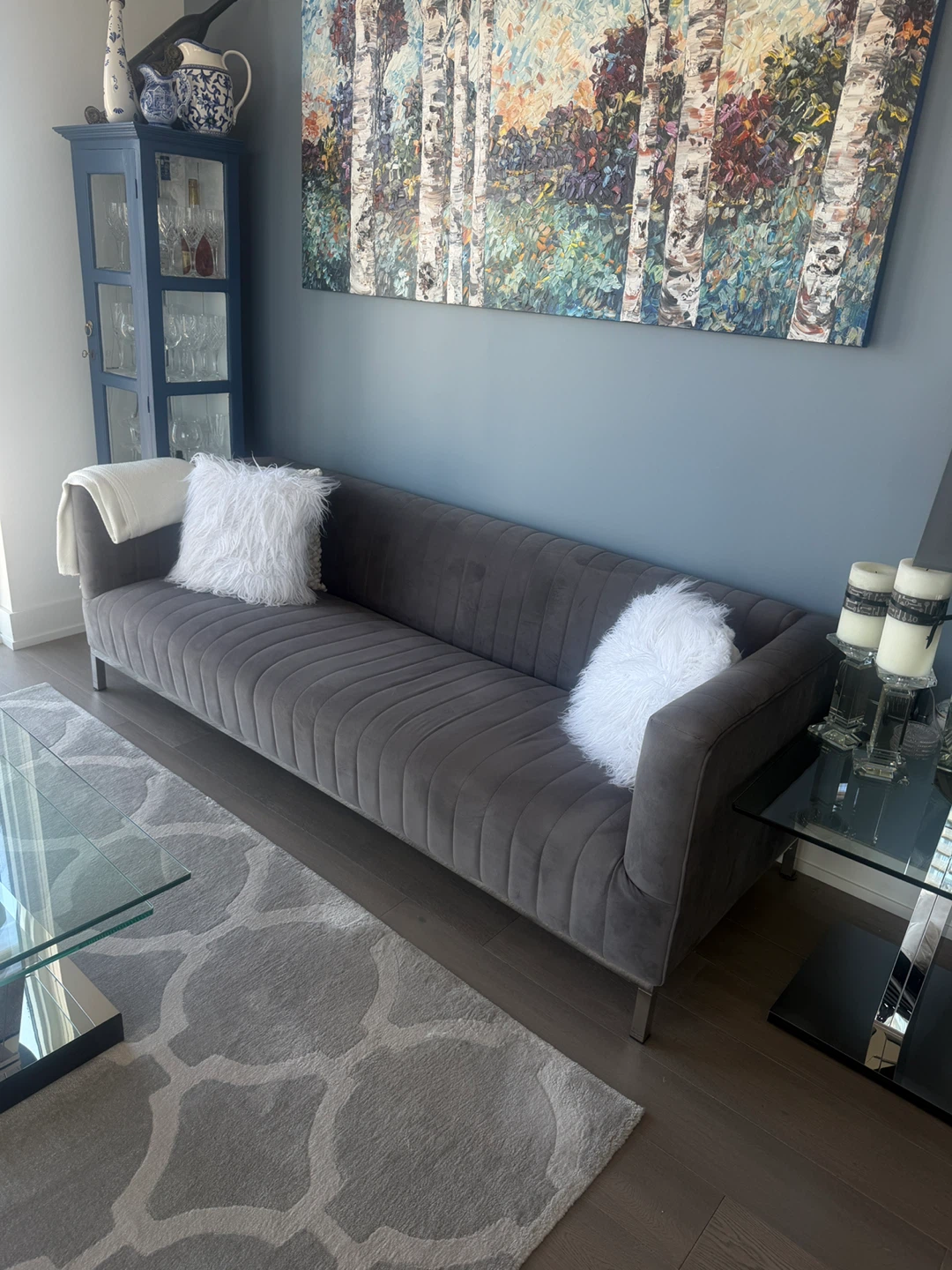 Brand new grey couch - photo 2