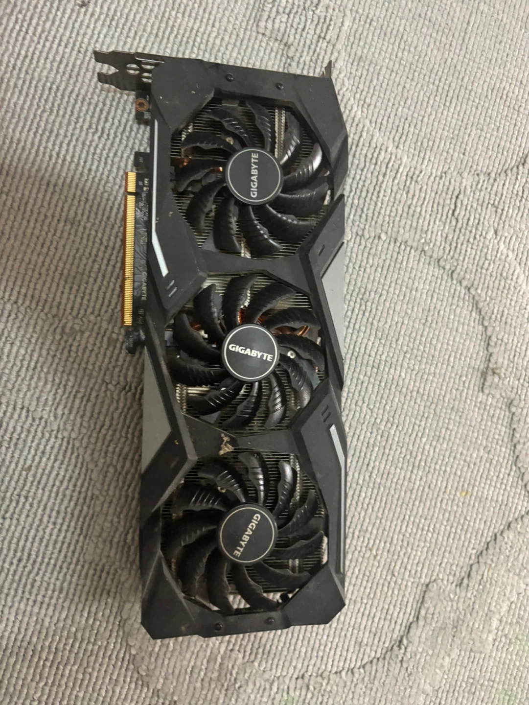 Gigabyte Graphics Card - photo 2
