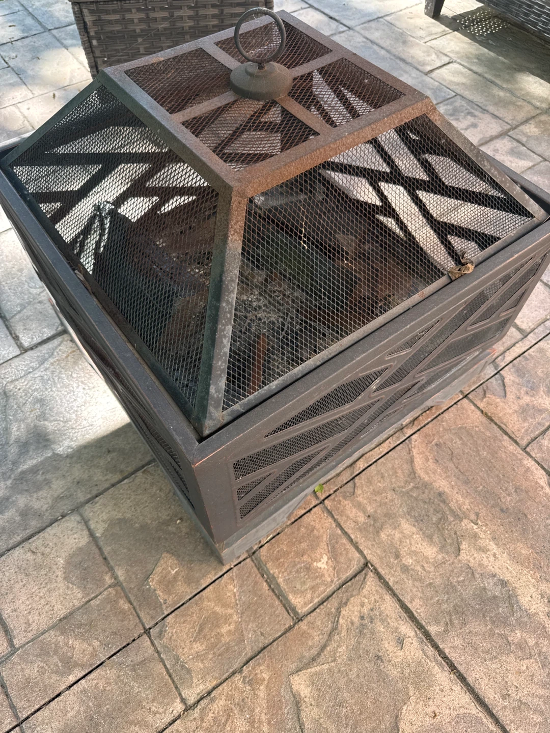 Metal Fire Pit