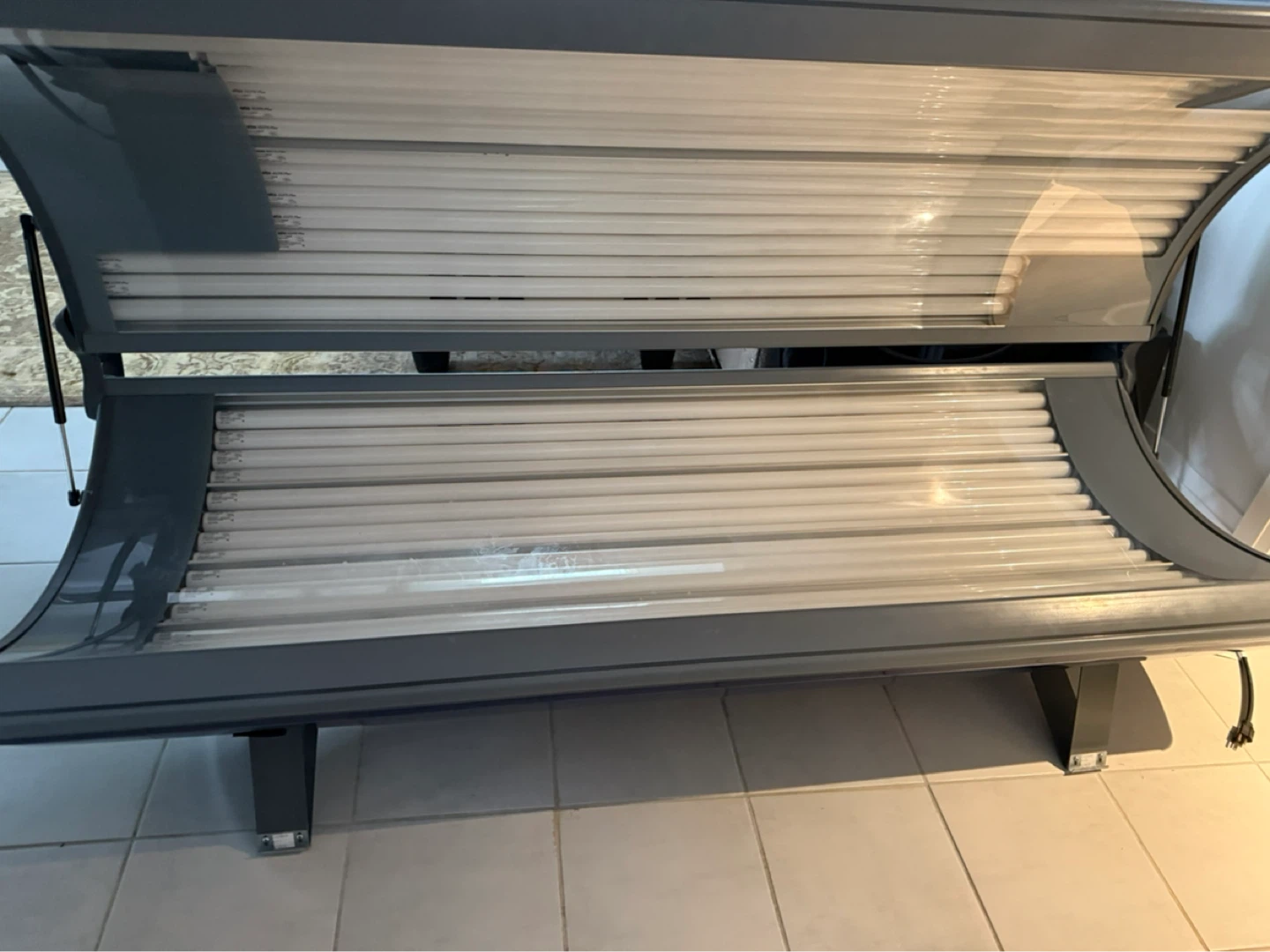 SunQuest 32RSP Tanning Bed - photo 2