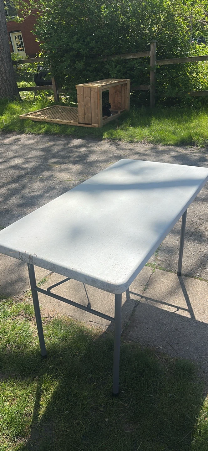 Folding Table
