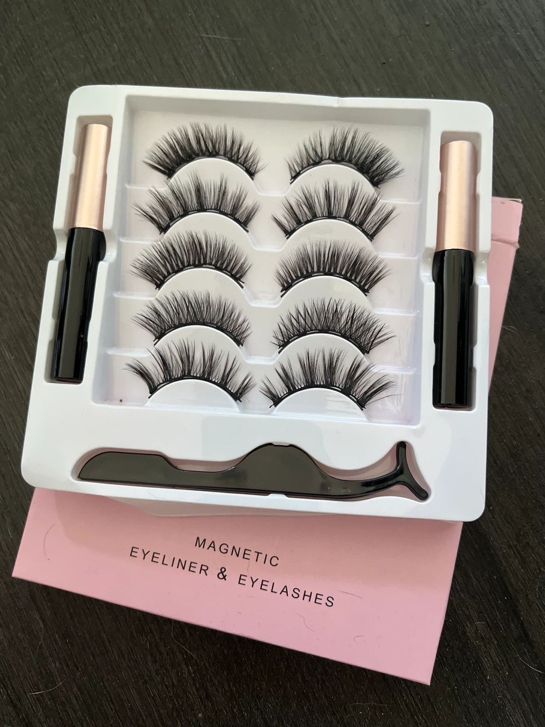 Magnetic Eyeliner and Eyelashes Kit