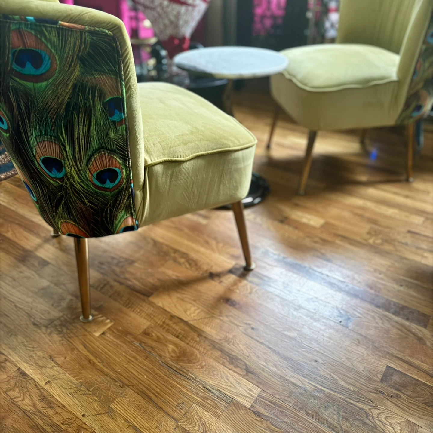 Set of Zuo Tabitha Accent Chair Peacock Print - photo 3