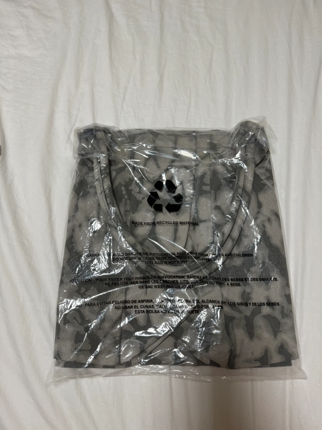 Brand New ALO Yoga Bag - photo 3