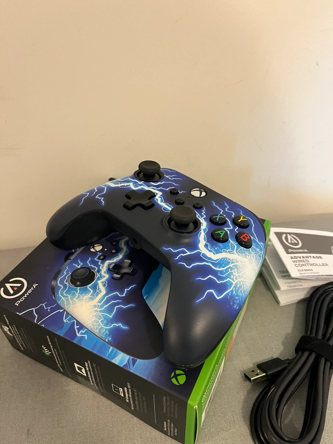 PowerA Xbox Wireless Controller - Lightning - photo 3
