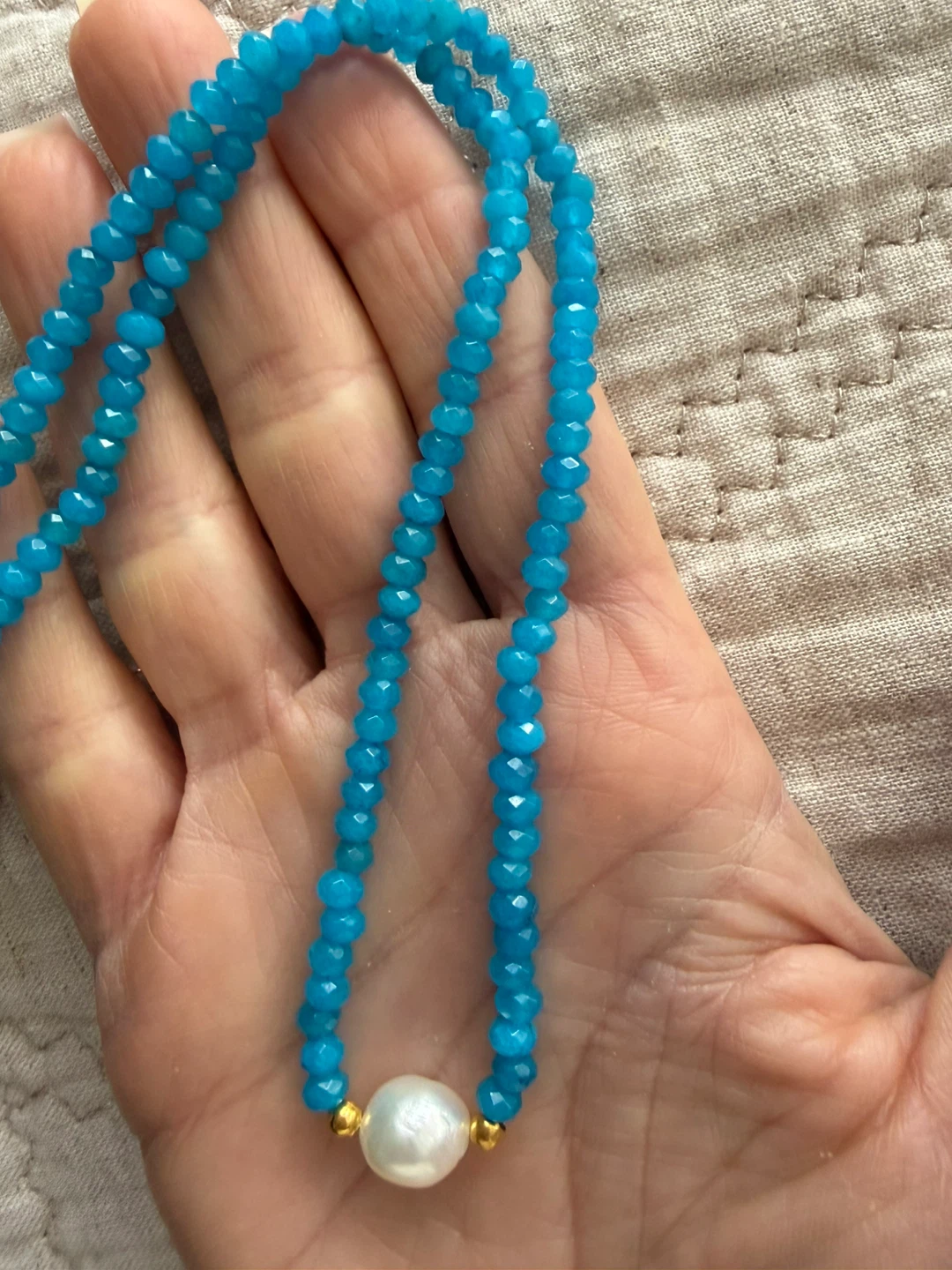 Real gemstone pearl necklace