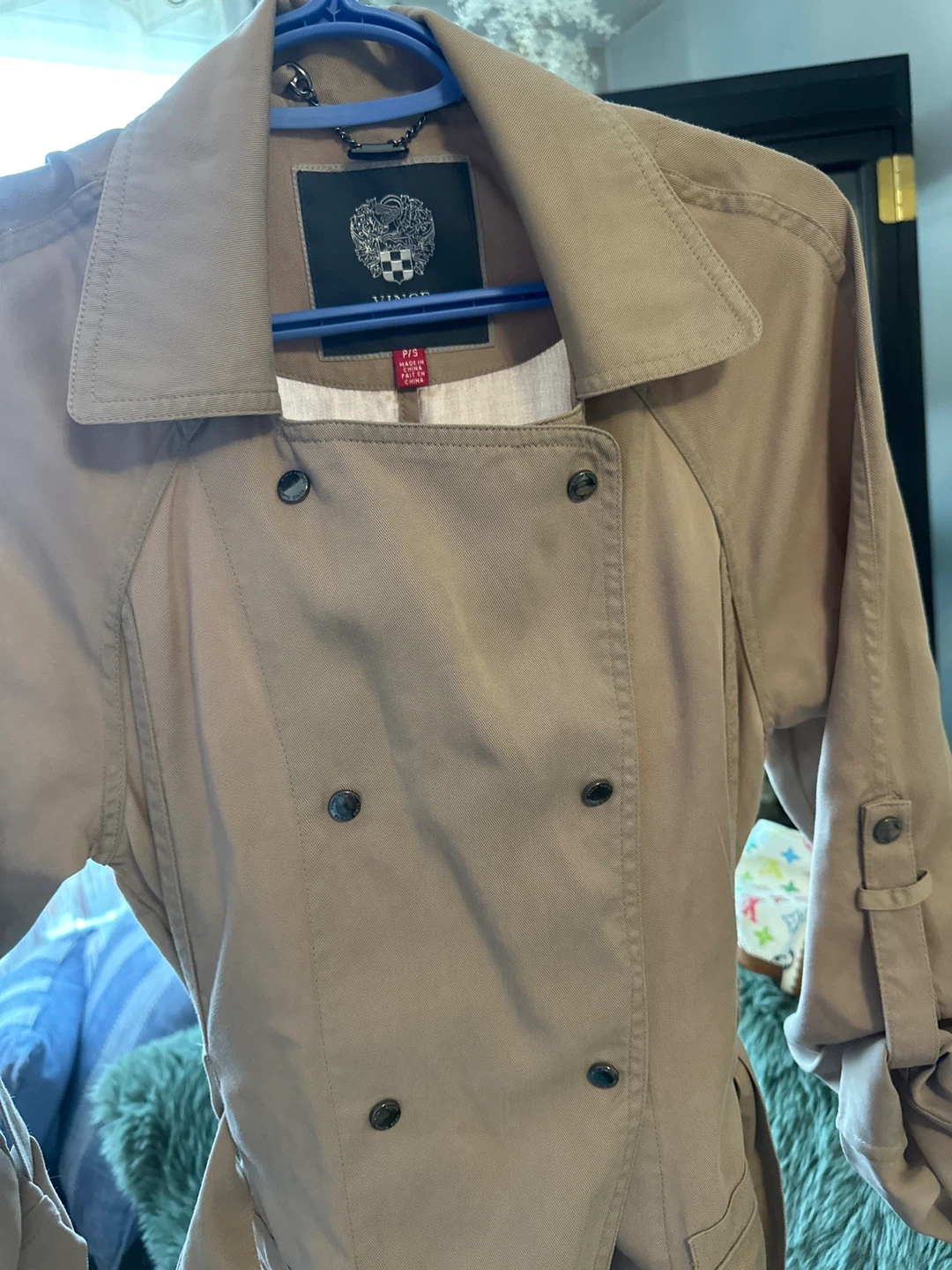 Vince Camuto Tan Double-Breasted Trench Coat - photo 3