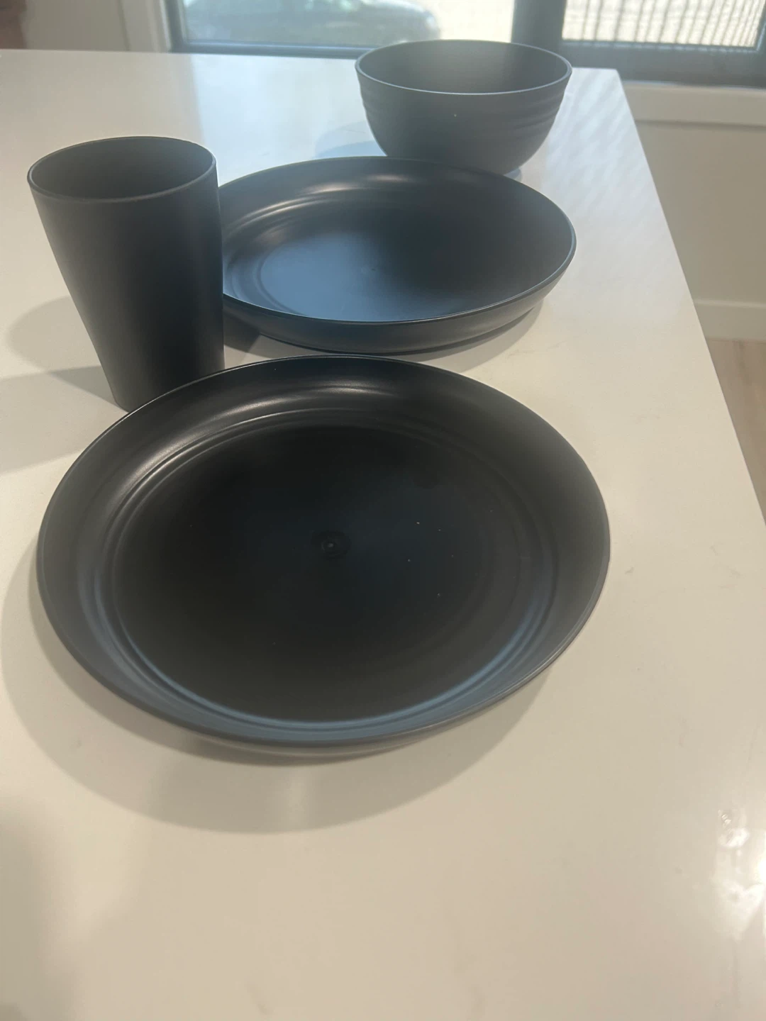Black Dinnerware Set - 16 Pieces - photo 3