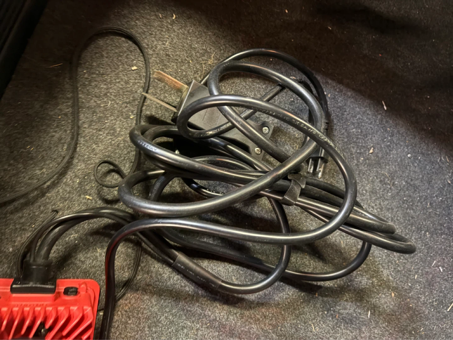 EPOWERET 36V 18A Golf Cart Smart Battery Charger - photo 4