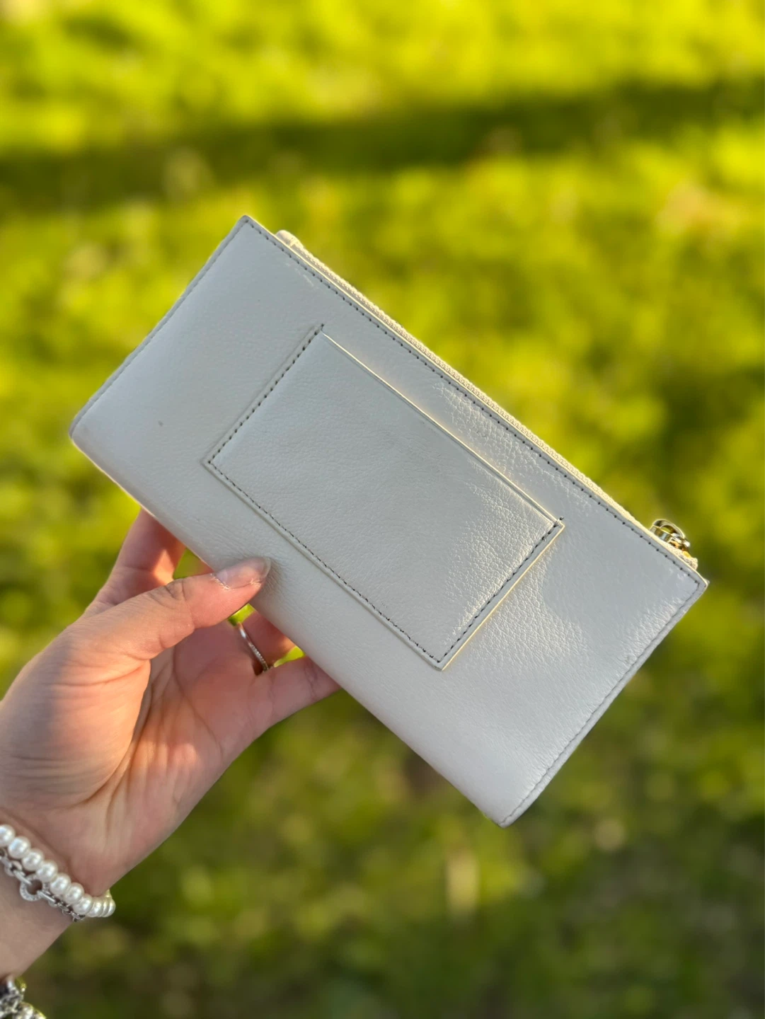DKNY White Bifold Wallet - photo 3