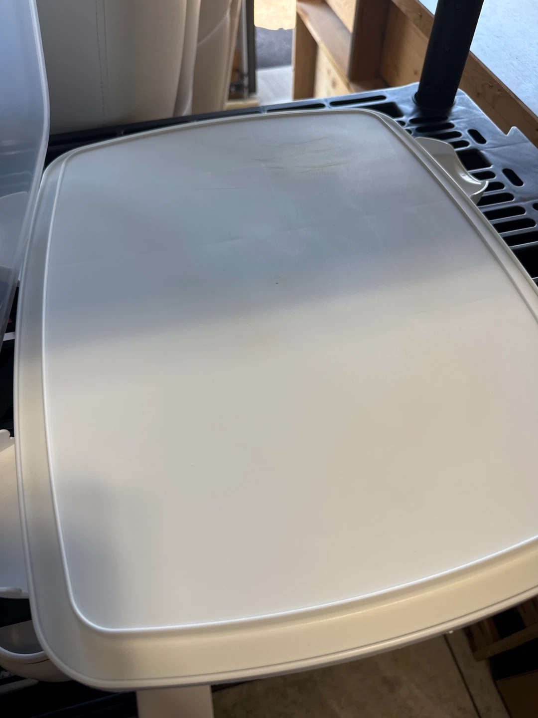 Wilton Cupcake Carrier with Lid - photo 4