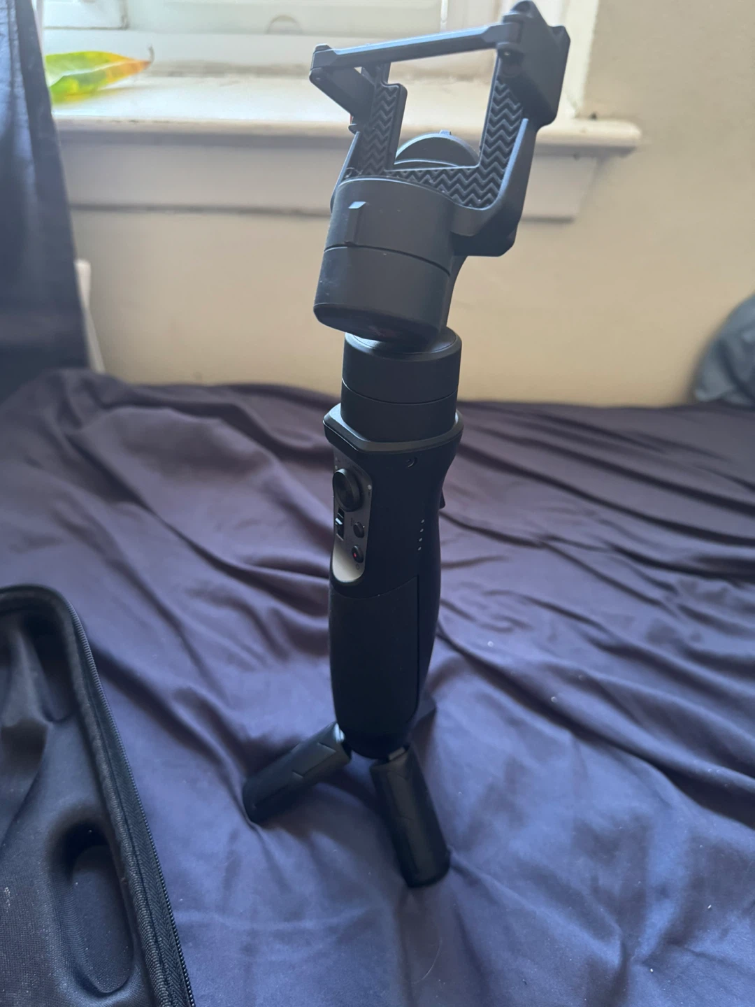Hohem Gimbal Stabilizer with Case - photo 3
