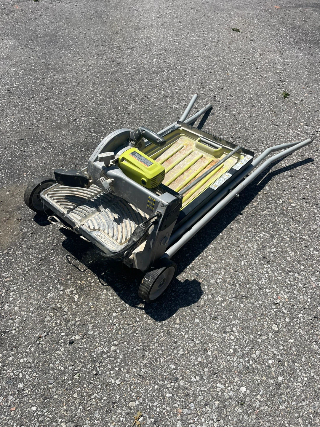 Ryobi Wet Saw Tile Cutter