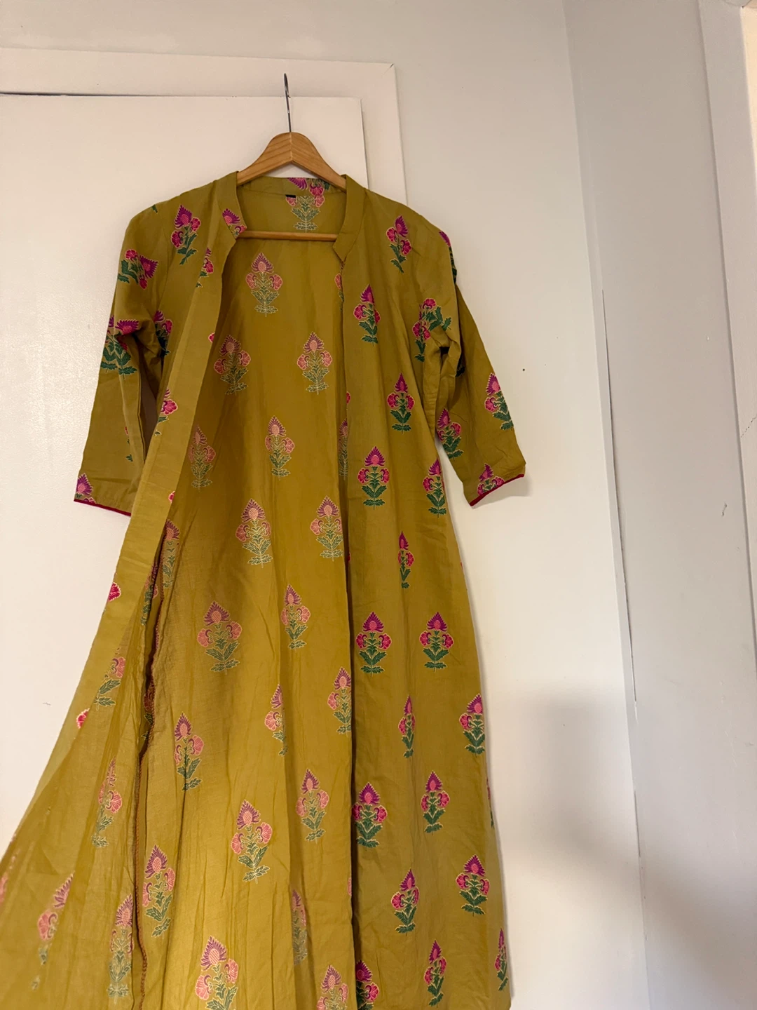Olive Green Kimono with Pink Floral Print - photo 2