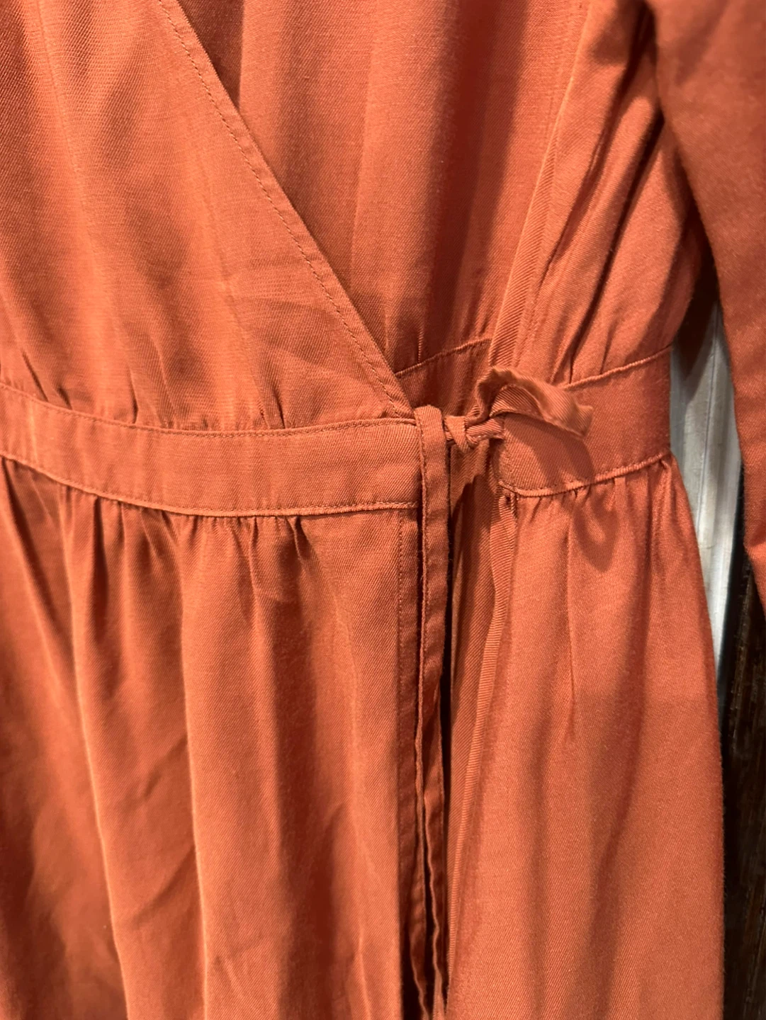 Uniqlo Rust Orange Wrap Midi Dress Size L - photo 4