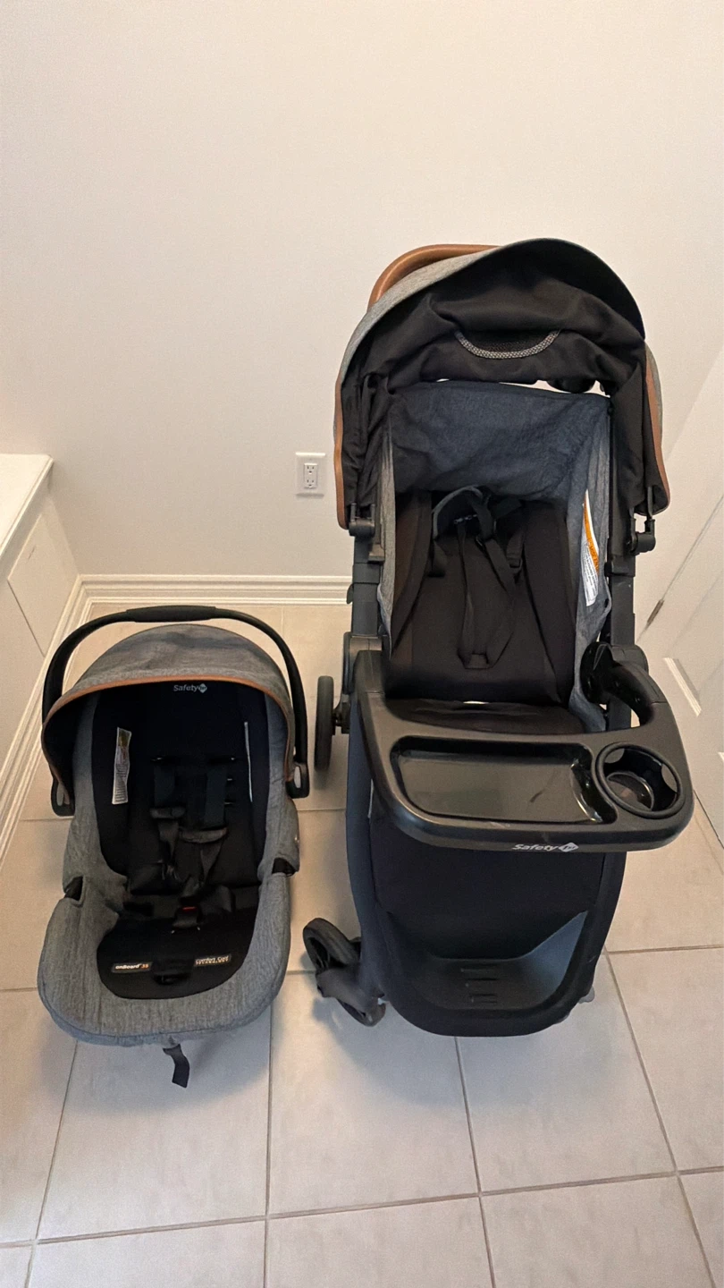 Safety 1st Car Seat and Stroller Combo