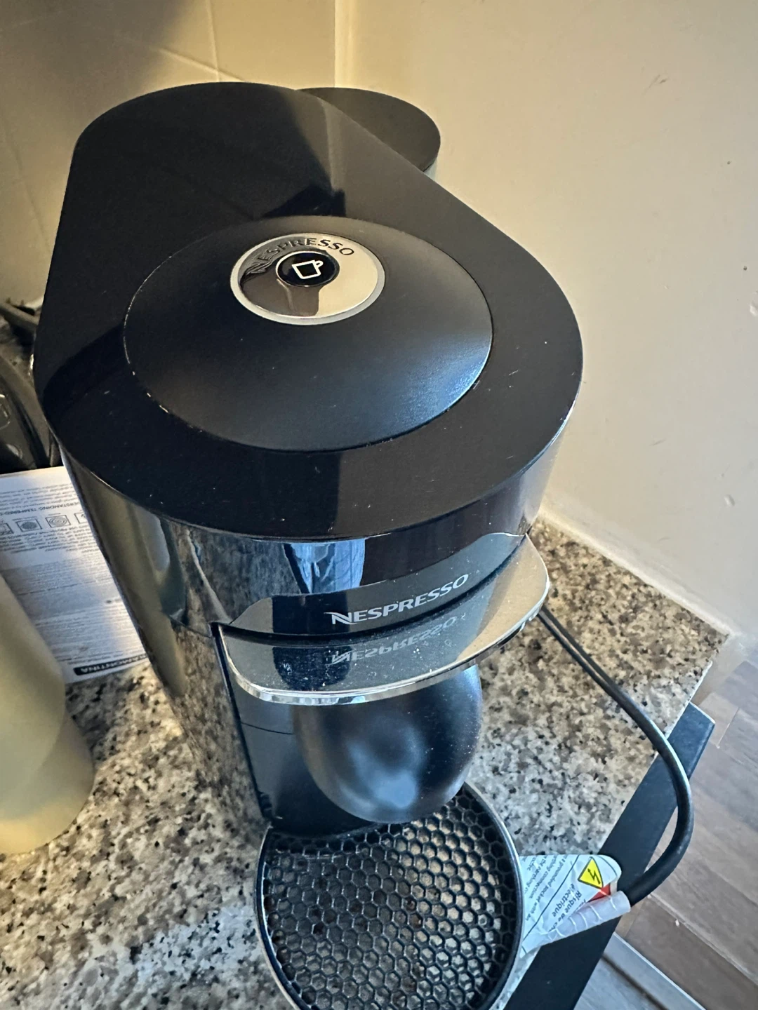 DeLonghi Nespresso EN155B Coffee Maker - photo 2