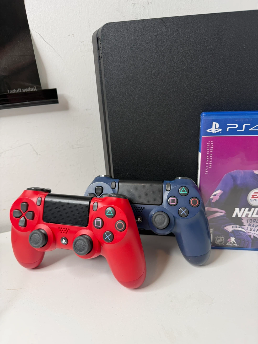 PlayStation 4 with games - photo 2