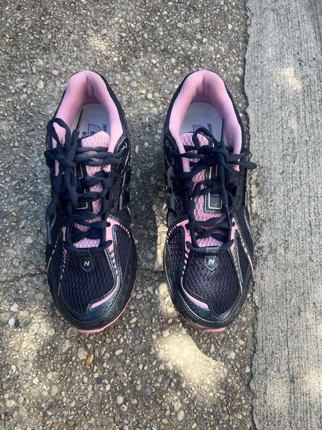 New Balance 1906R Black Pink Sneakers - photo 2