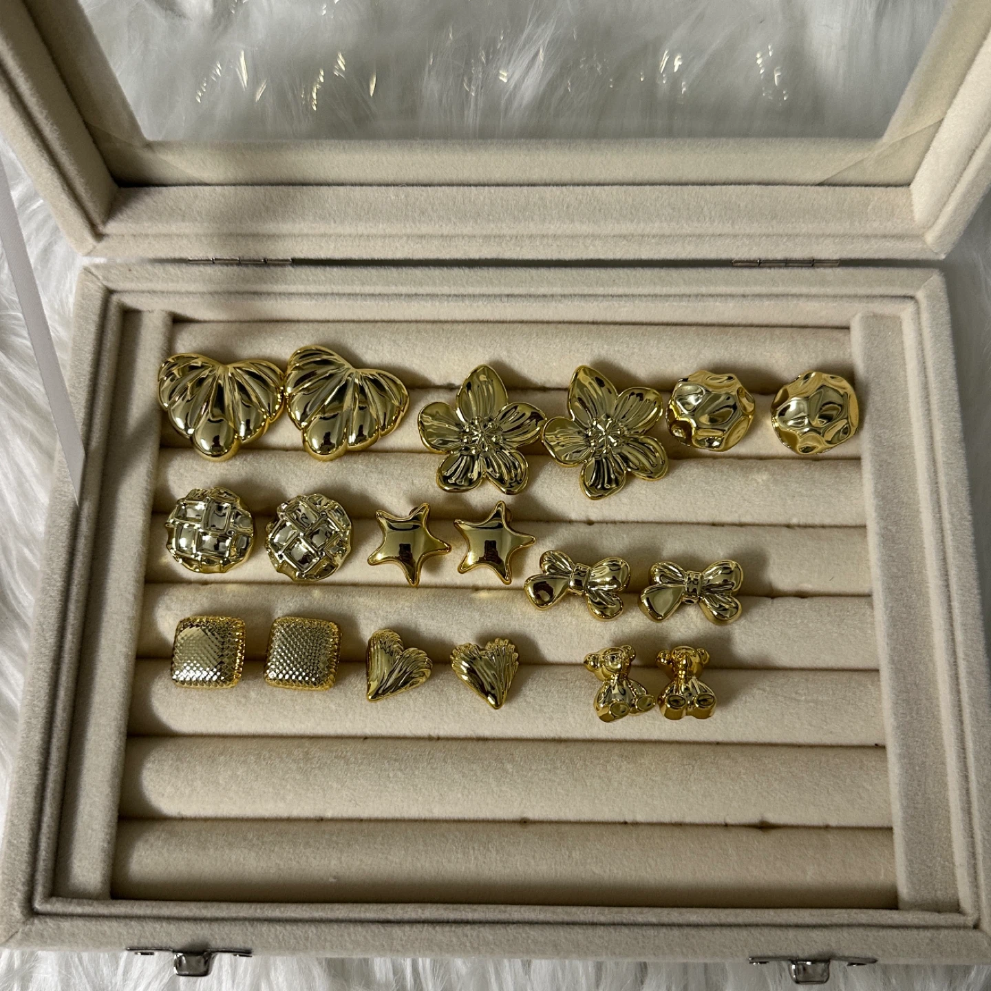 Earrings set