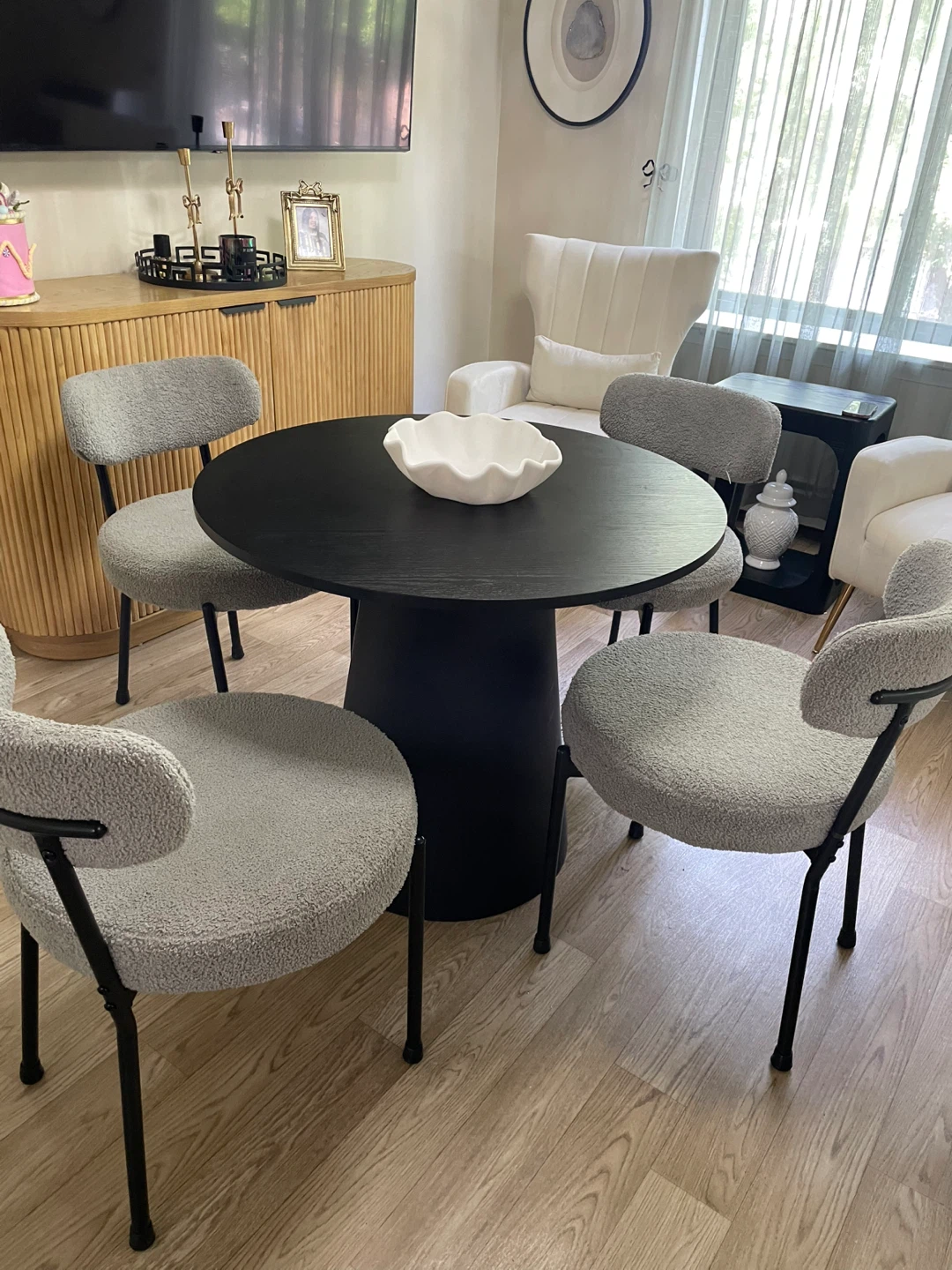 5 Pcs Dinning Set & Home Decor