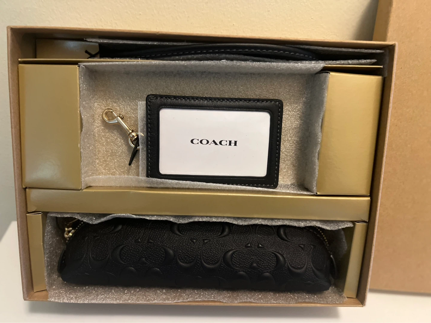Coach Black Signature Cosmetic Case and ID Holder Set - photo 2