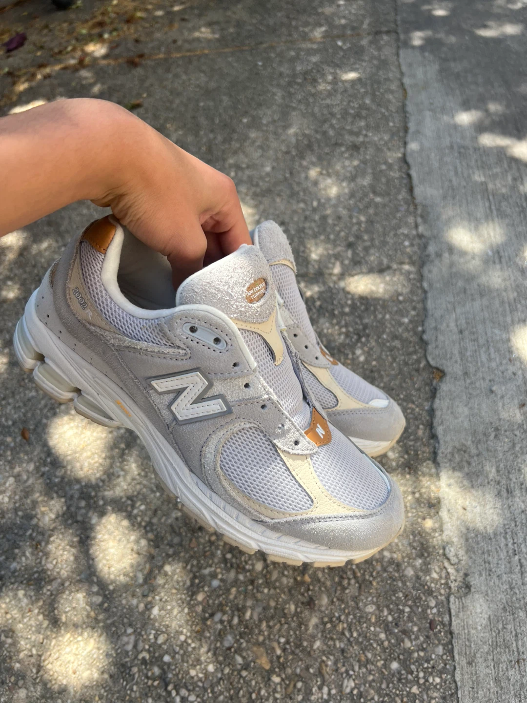 New Balance 2002R Grey Sneakers - photo 4