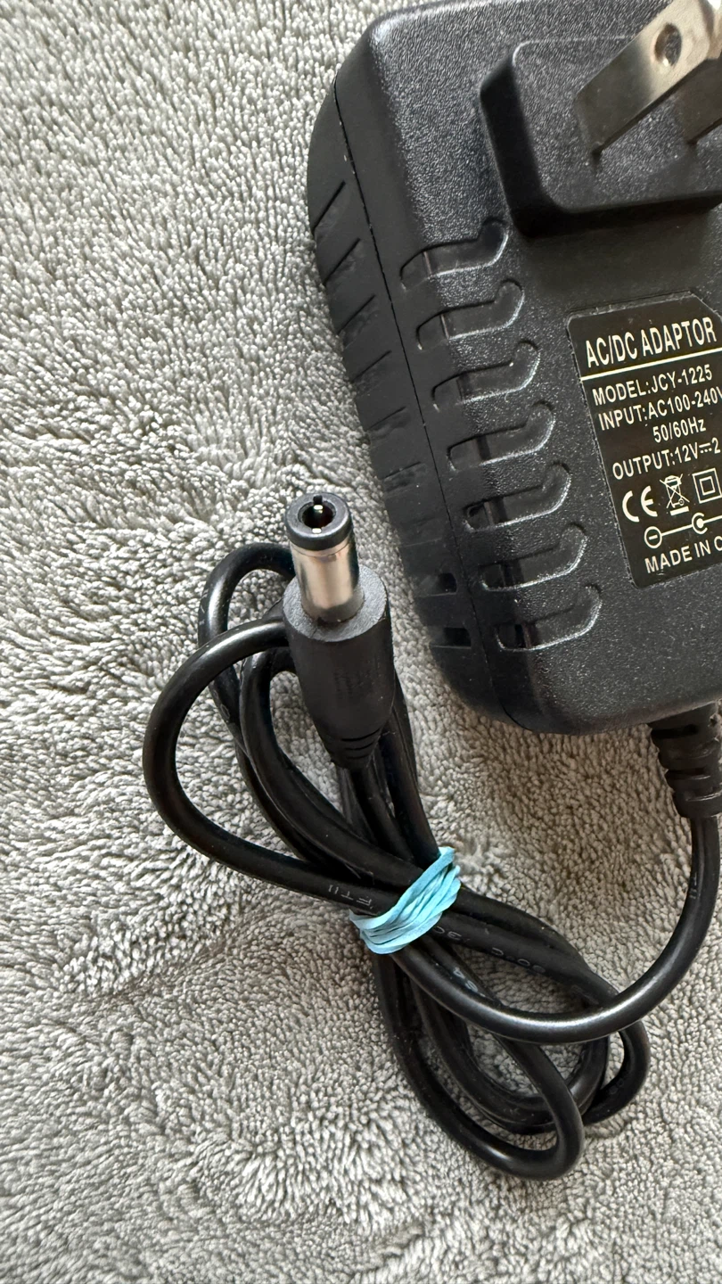 AC/DC Adaptor JCY-1225 12V 2.5A - photo 2