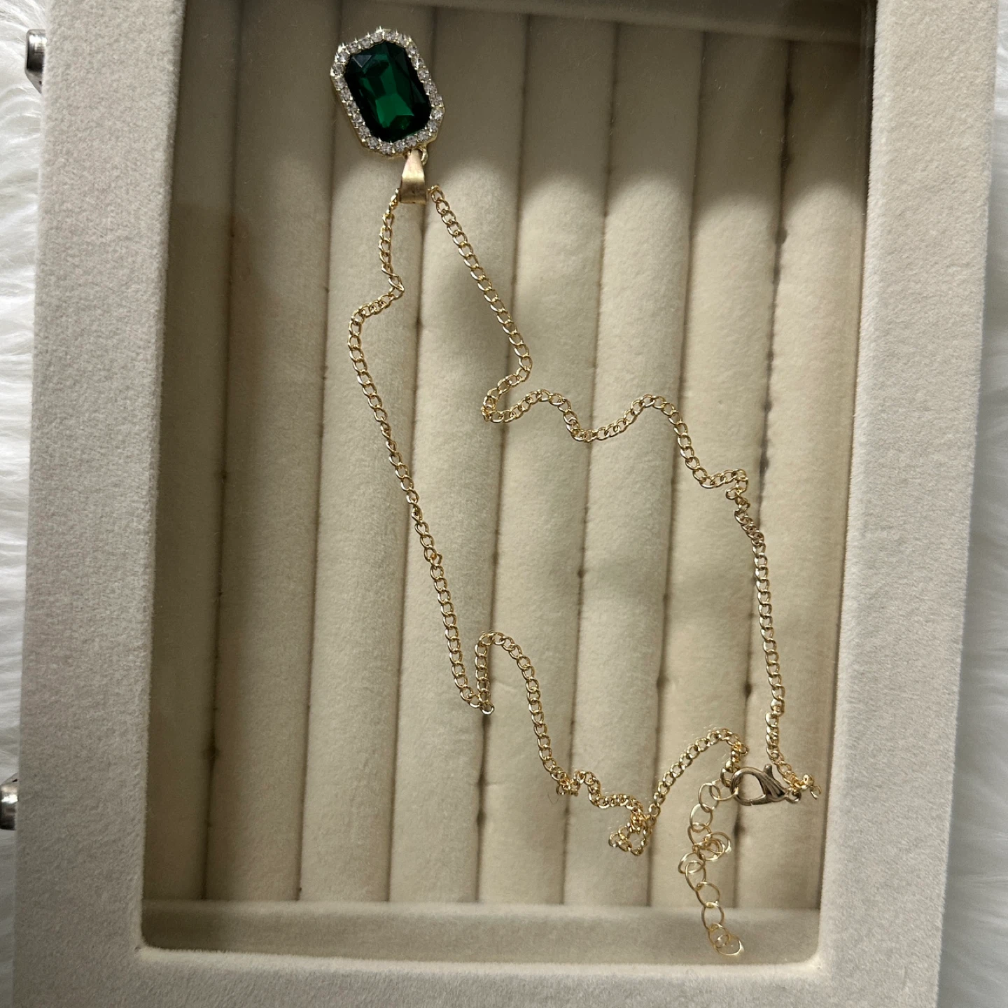 Gold-tone Pendant Necklace with Emerald-style Gem
