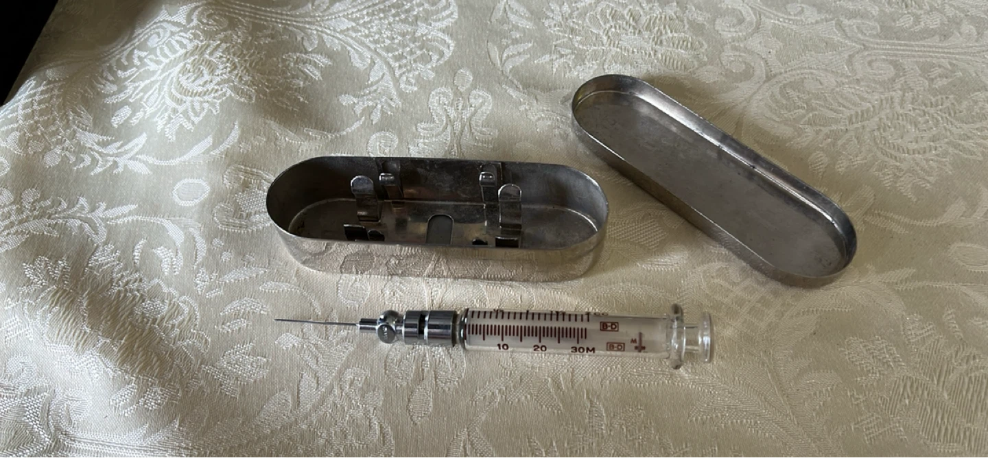 Vintage MULTIFIT Syringe with Case