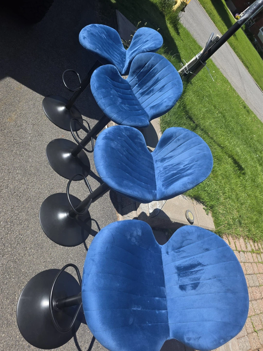 Set of 4 Blue Velvet Bar Stools - photo 2