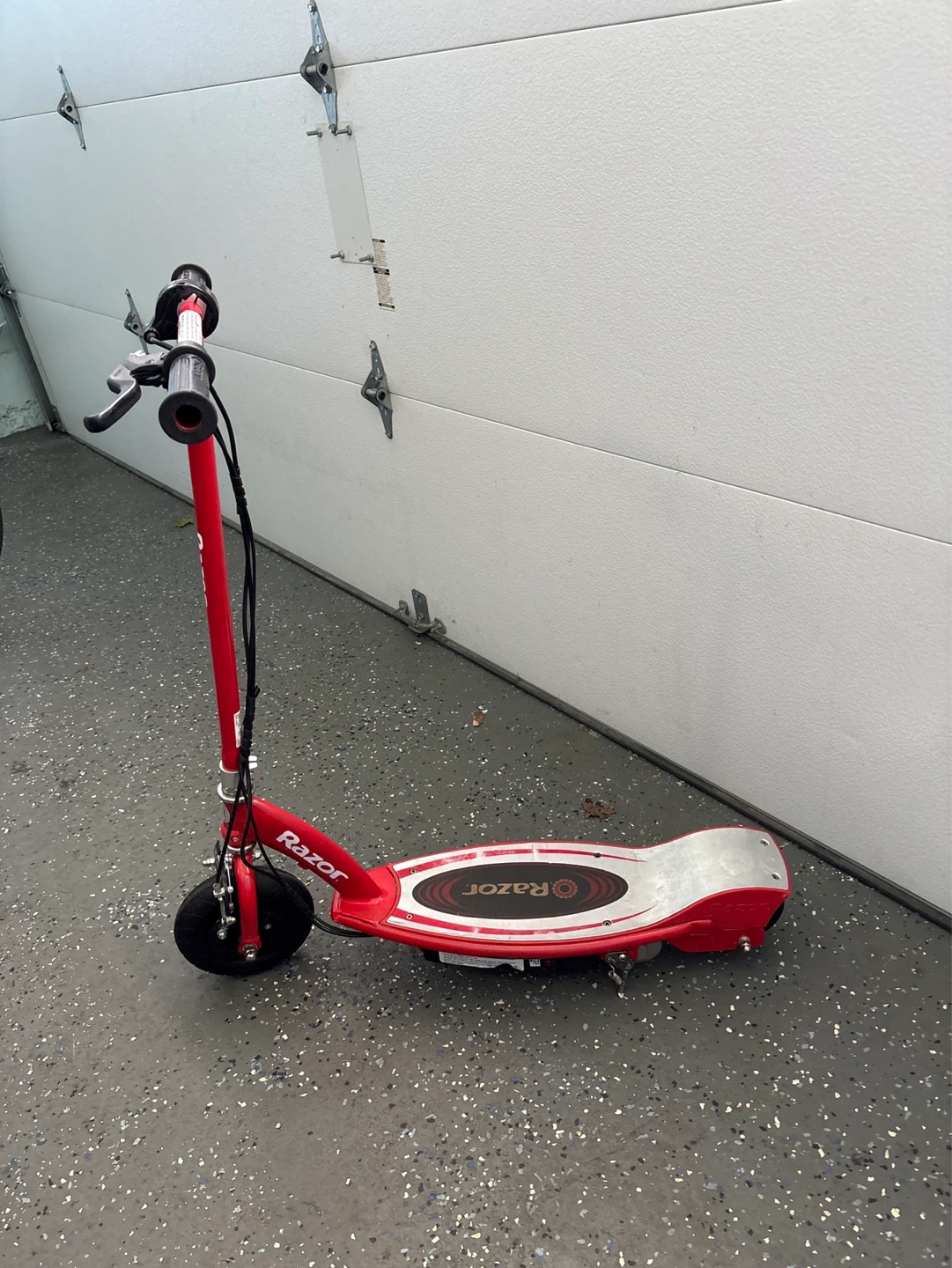 Red Razor Electric Scooter - photo 2