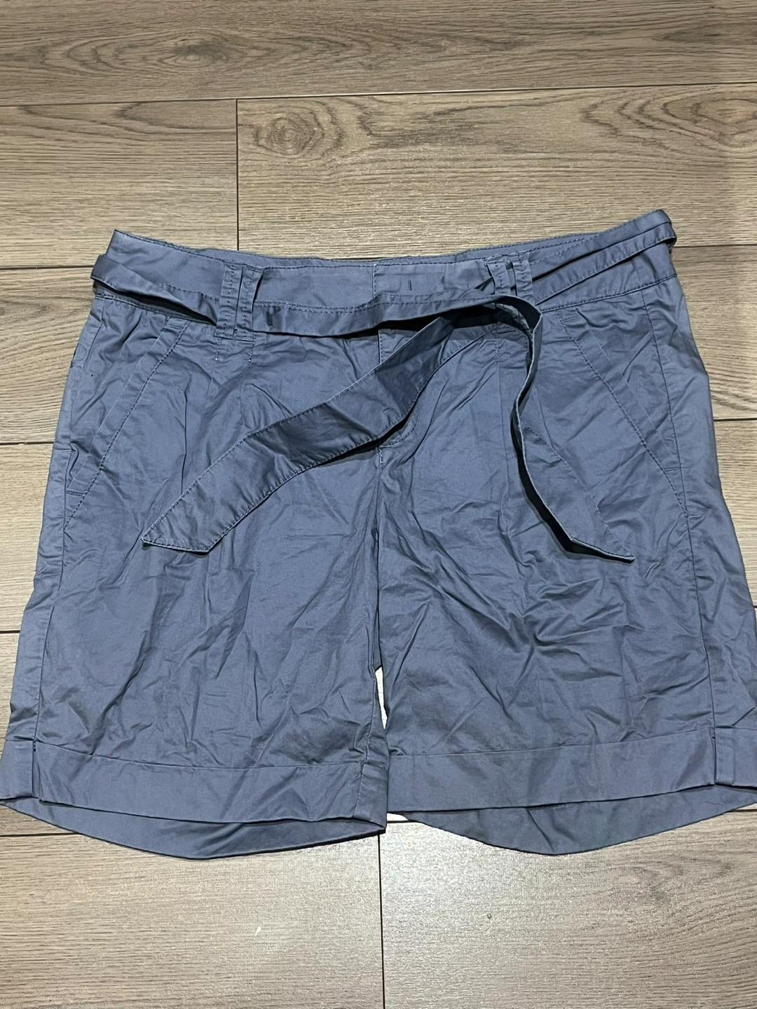 Esprit Women's Shorts Size Medium