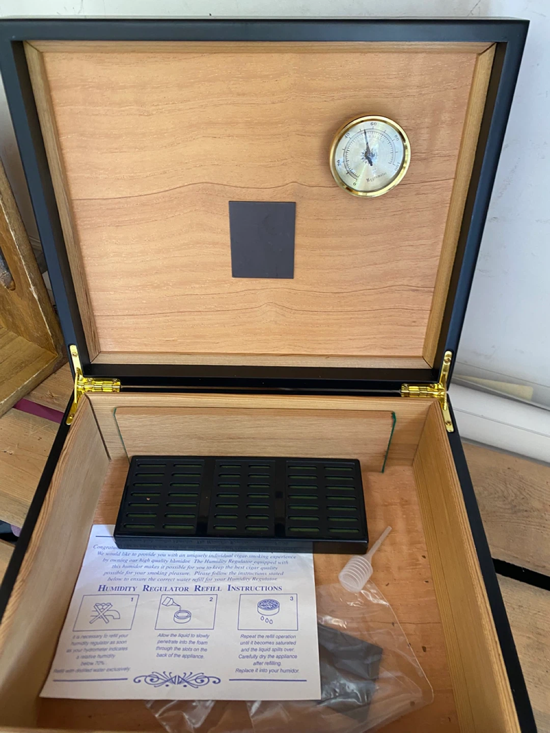 Humidor with Hygrometer - photo 3