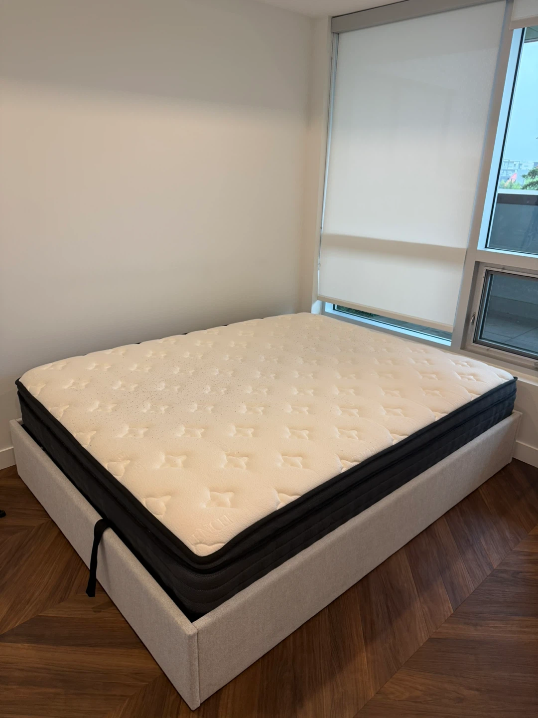 Medium Pocket Spring Mattress Queen