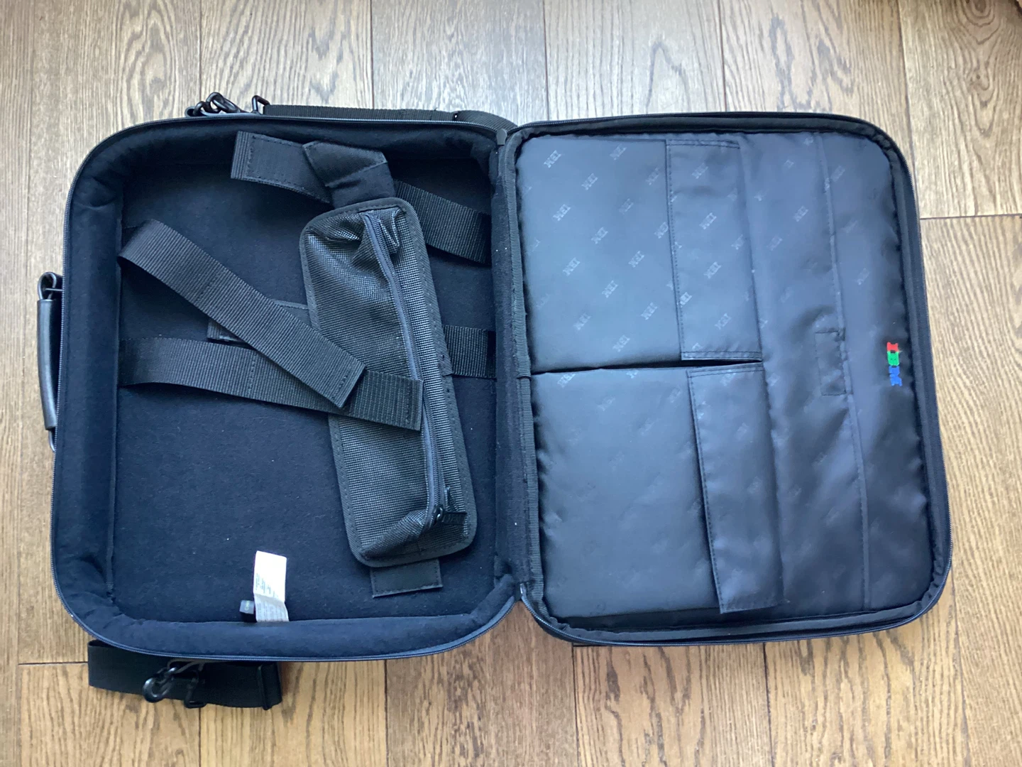 IBM LAPTOP BRIEFCASE - photo 4