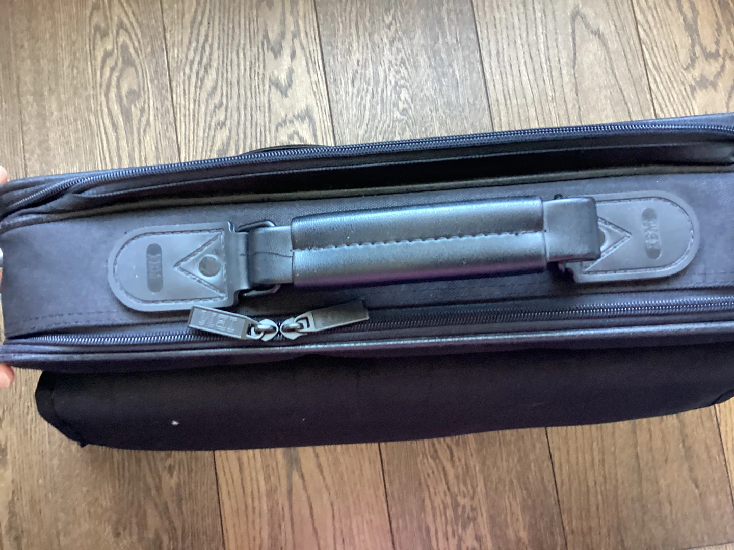 IBM LAPTOP BRIEFCASE - photo 3
