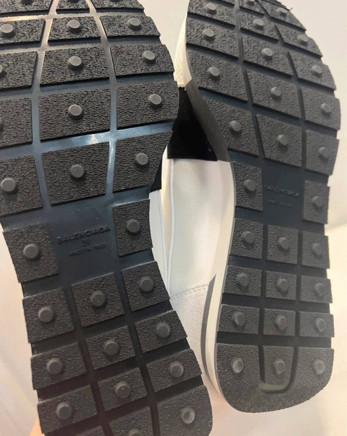 Balenciaga Women’s Sneakers- Brandnew - photo 5