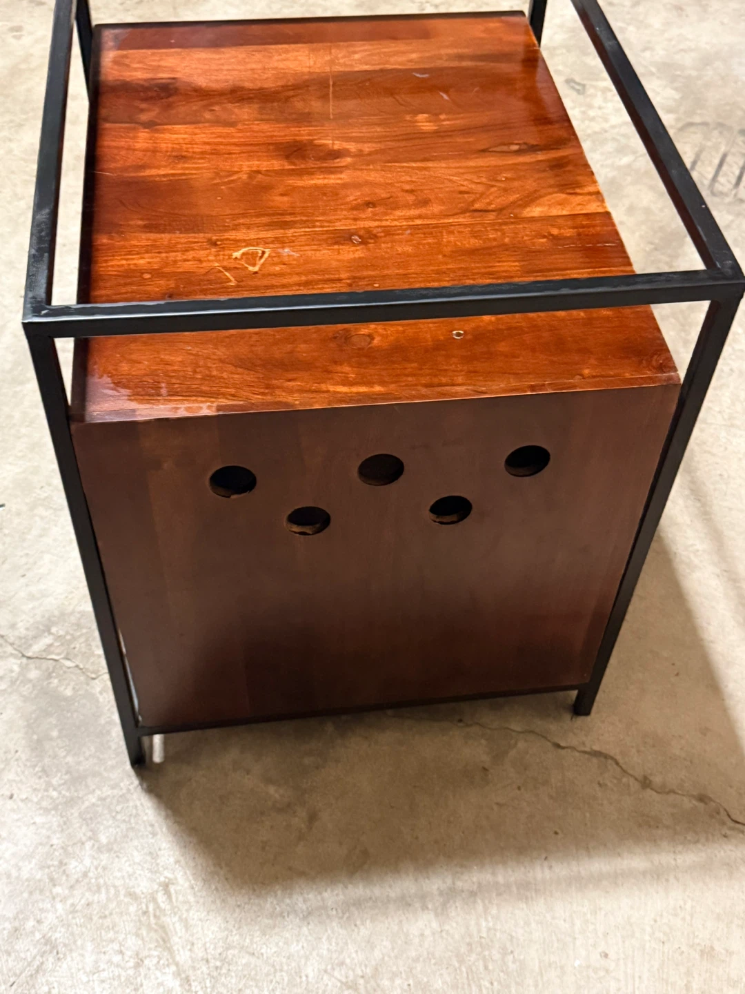 Wooden Cat Bed/ Litter Box Enclosure - photo 4