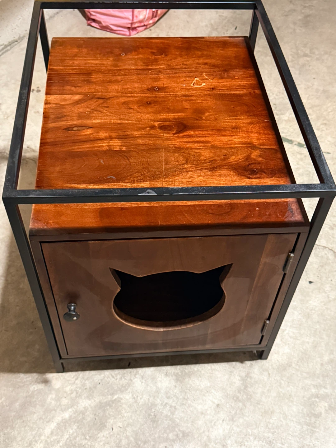 Wooden Cat Bed/ Litter Box Enclosure - photo 2