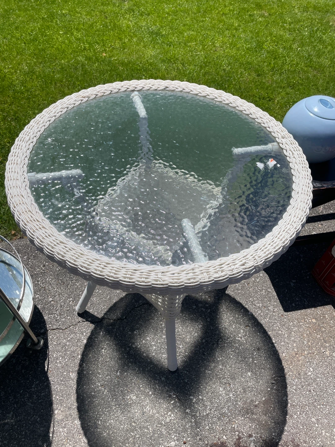 White Wicker Accent Table with Glass Top