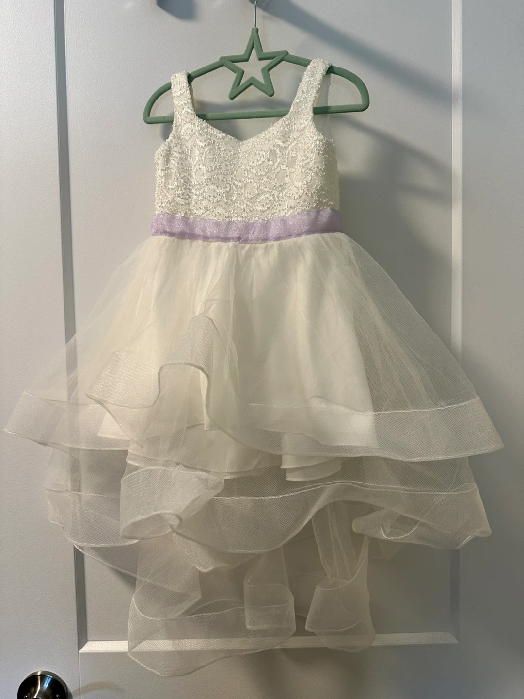 2T White Flower Girl High-Low Dress with Lavender Sash & Bow - photo 4